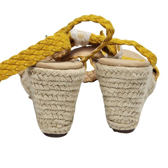Catherine Malandrino 7.5 Yellow Wedge Sandals - Picture 4 of 6
